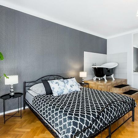 Clicktheflat Apartment Chmielna 7 Warszawa Exteriör bild