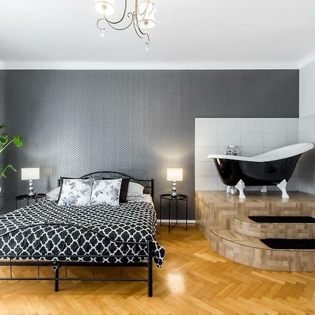 Clicktheflat Apartment Chmielna 7 Warszawa Exteriör bild