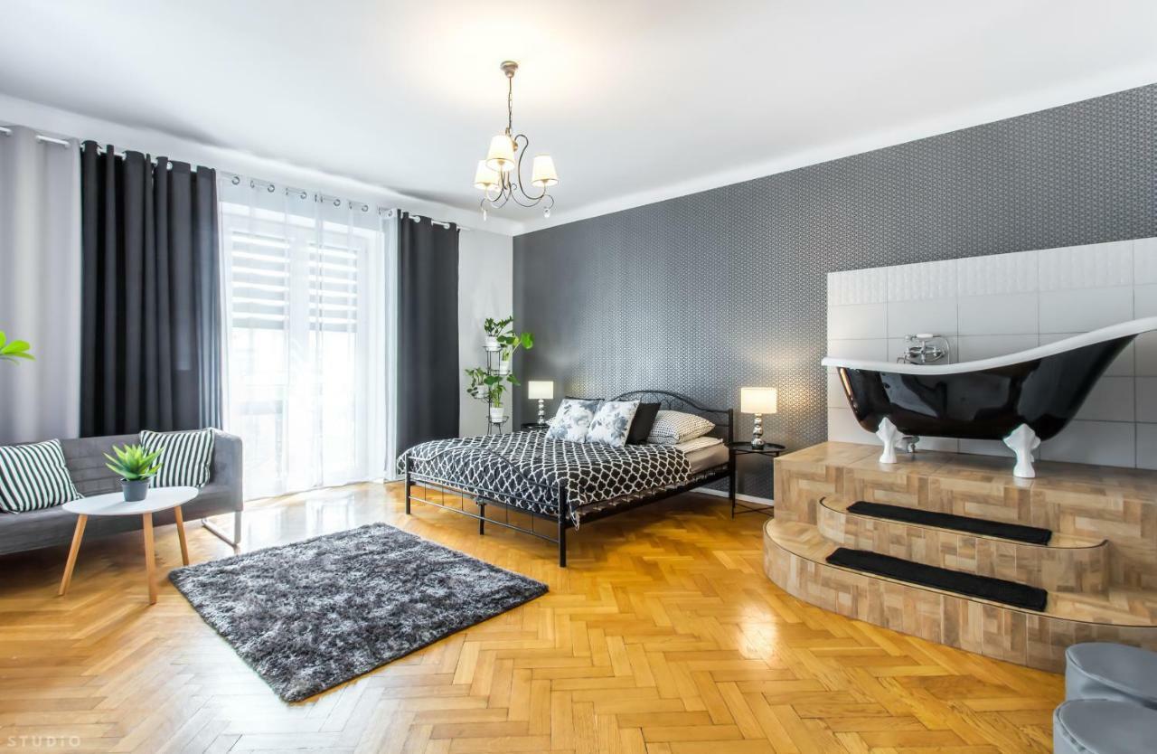Clicktheflat Apartment Chmielna 7 Warszawa Exteriör bild