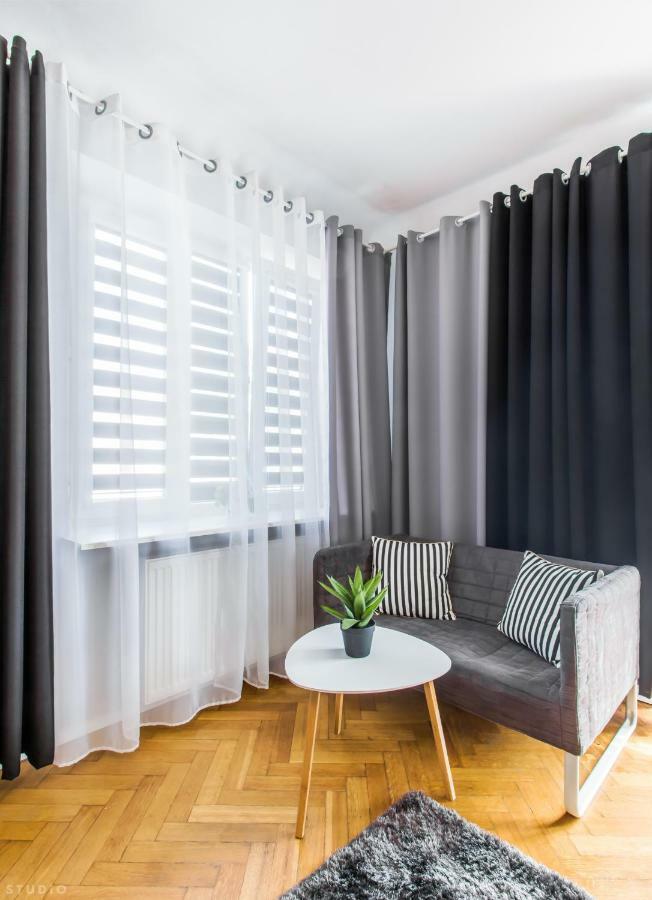 Clicktheflat Apartment Chmielna 7 Warszawa Exteriör bild